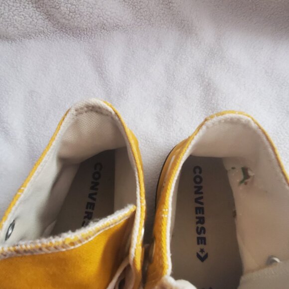 Converse Chuck Taylor high tops yellow women 8 men 6 with embroidery - Picture 4 of 9